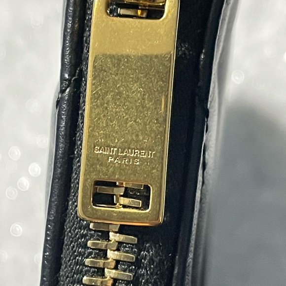 YSL clutch/wristlet - Picture 14 of 15